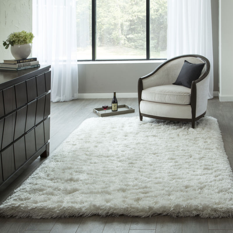 Momeni Snow Shag | H&R Carpets & Flooring