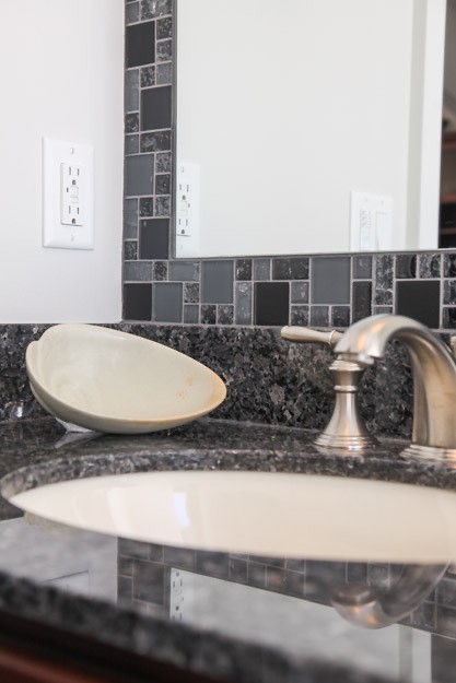Wash basin tiles | H&R Carpets and Flooring