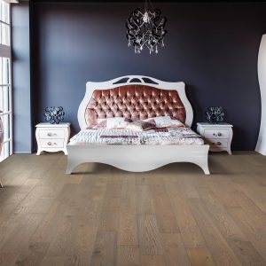 Hardwood flooring with blue colorwall | H&R Carpets and Flooring