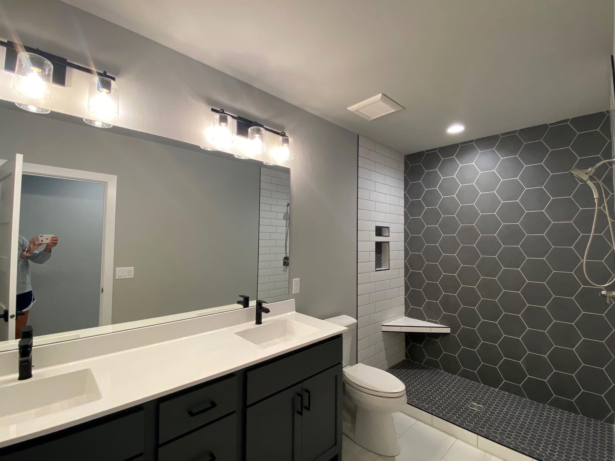 Bathroom tile | H&R Carpets & Flooring